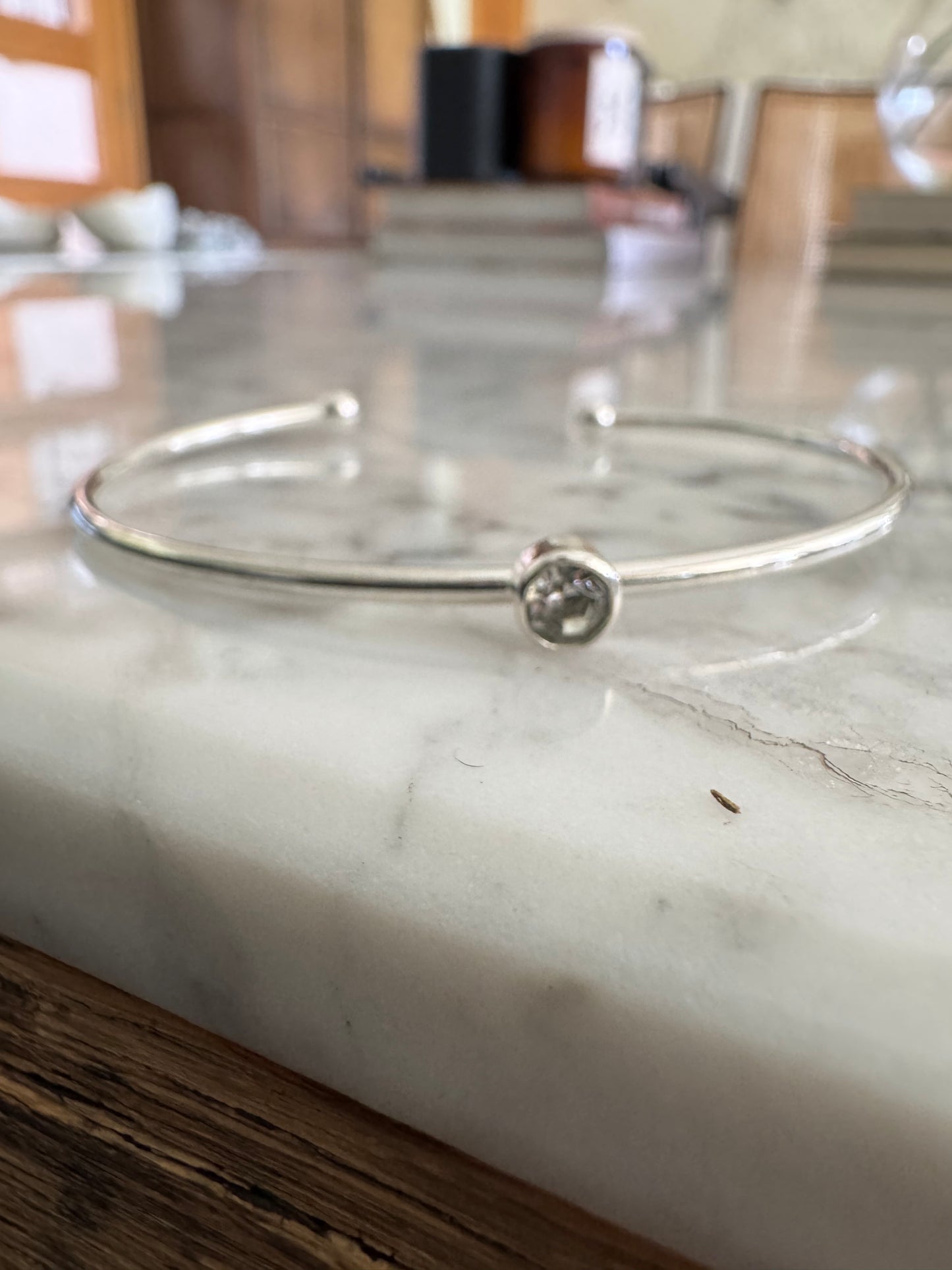 Pulsera nudo plateada