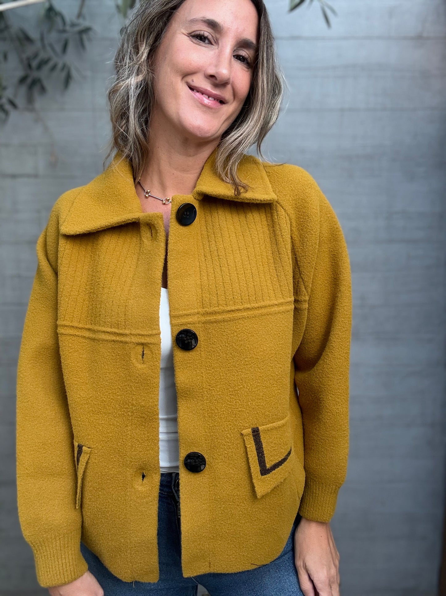 Chaqueta granada mostaza