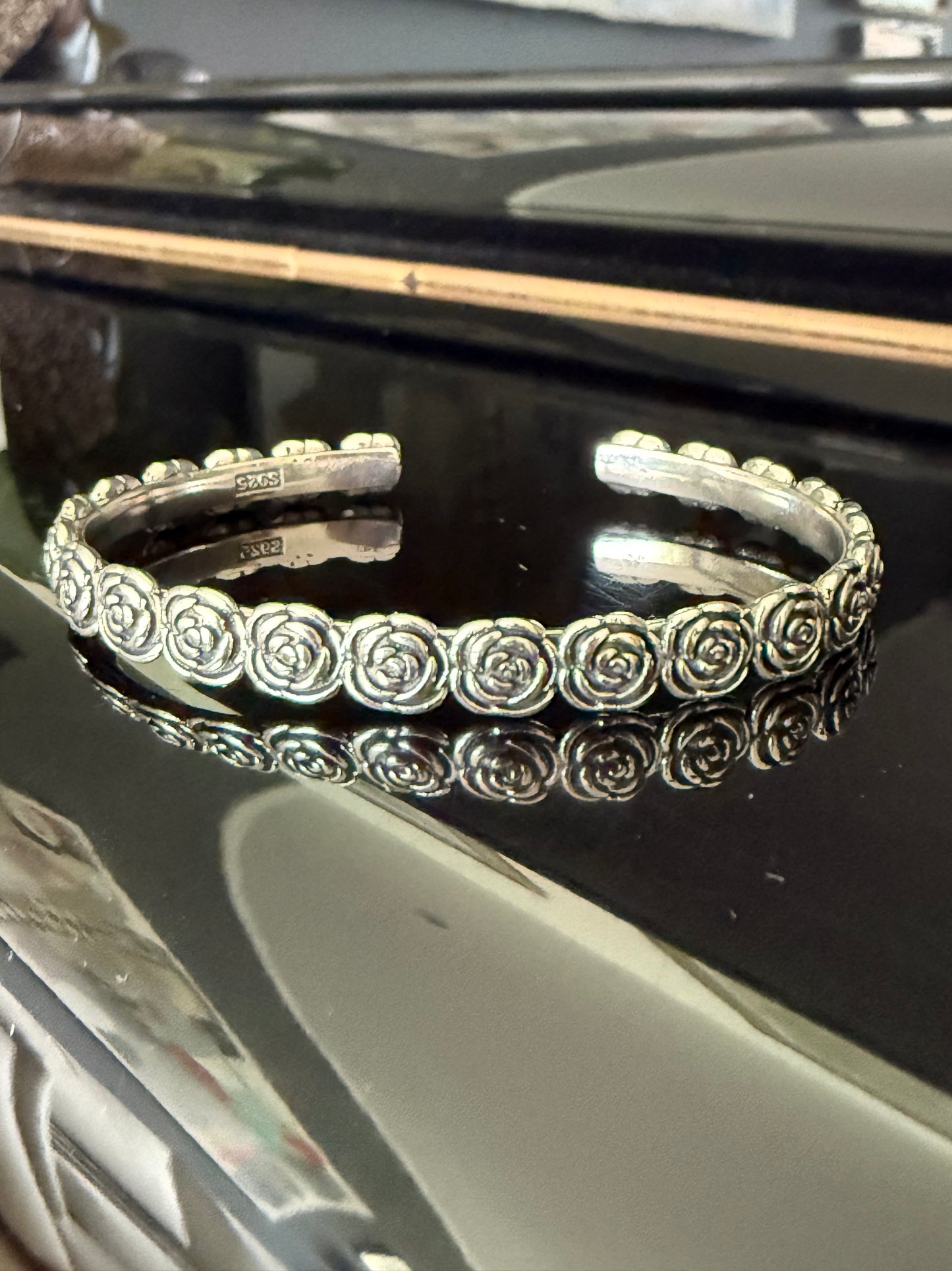 Esclava de plata flores