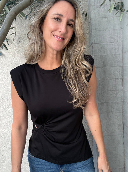Polera desigual negra