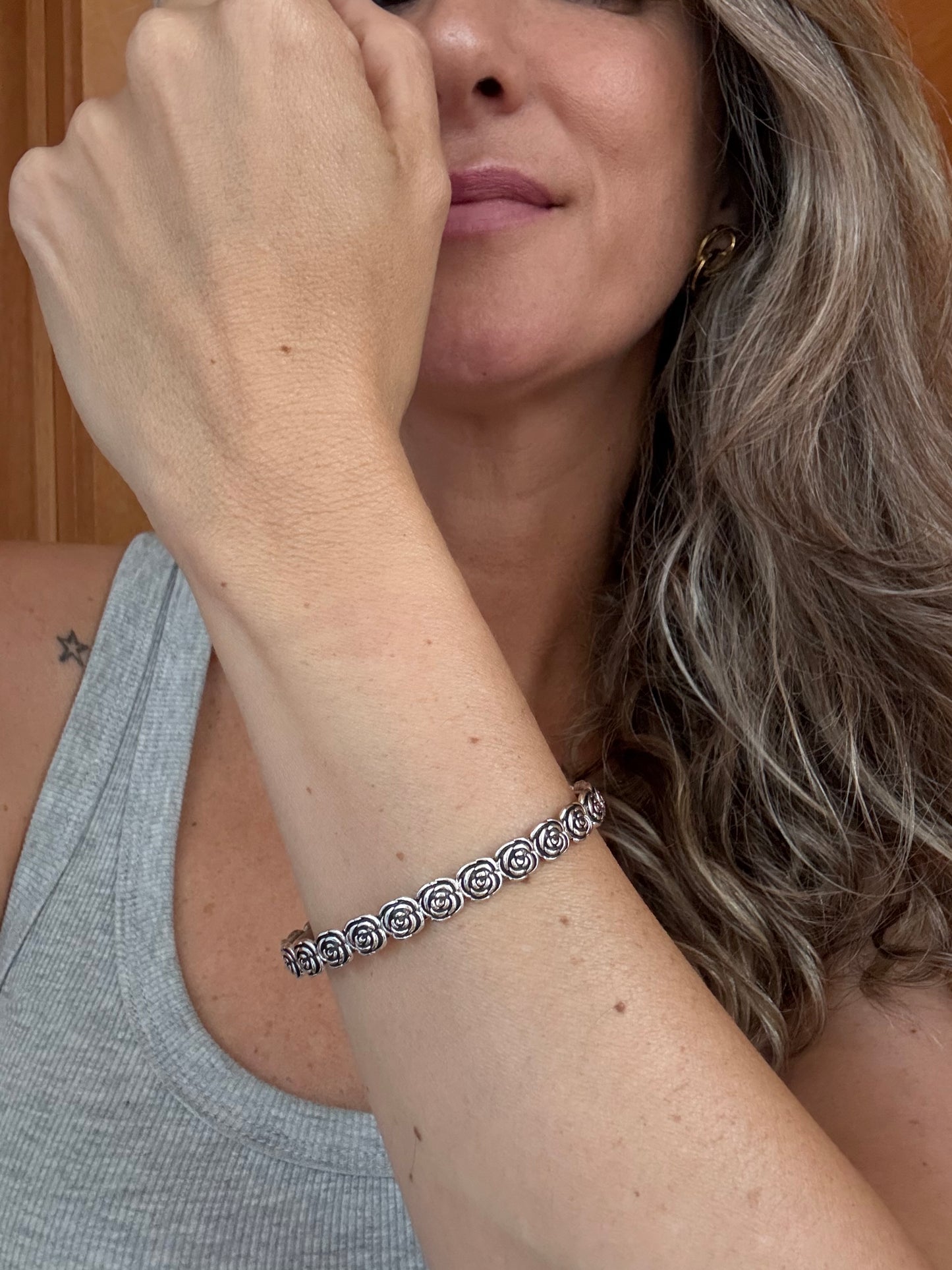 Esclava de plata flores