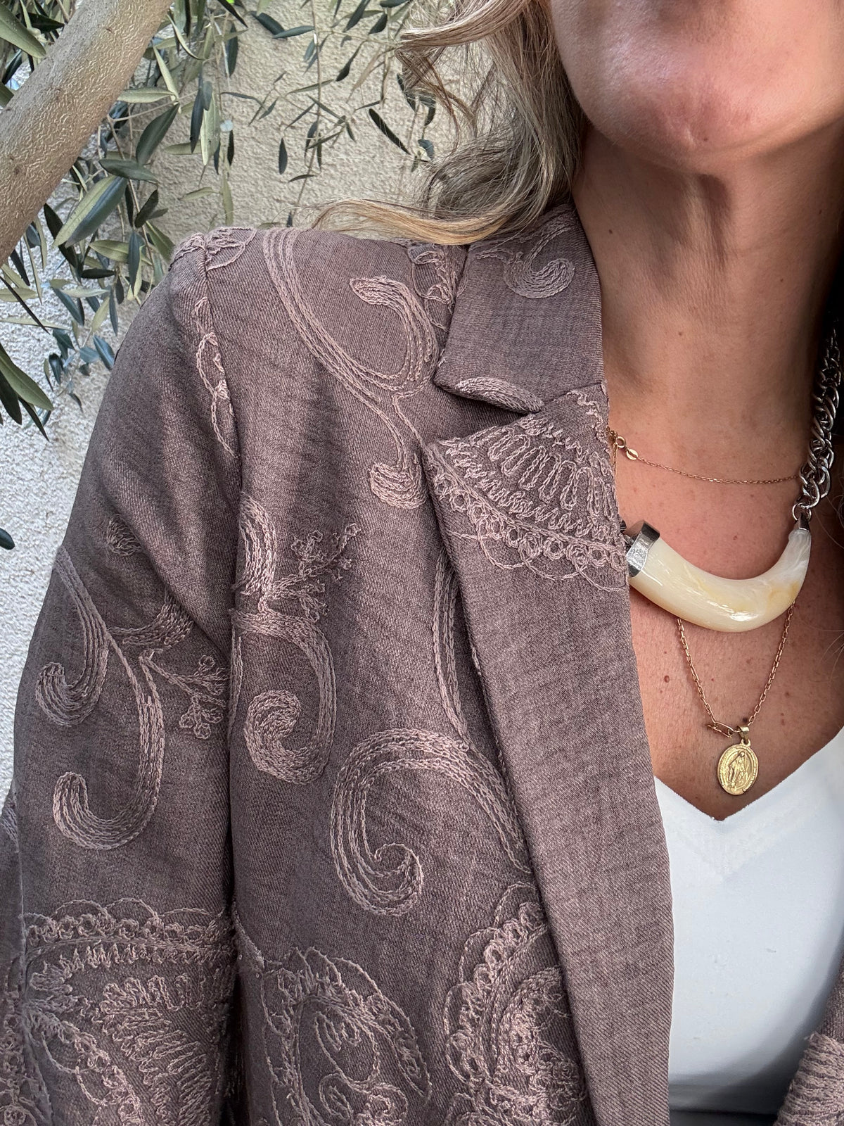 Blazer bordado moro/malva
