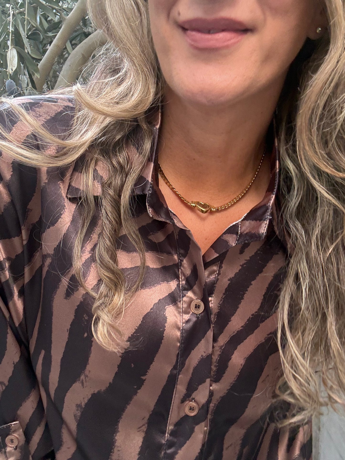 Blusa cebra camel