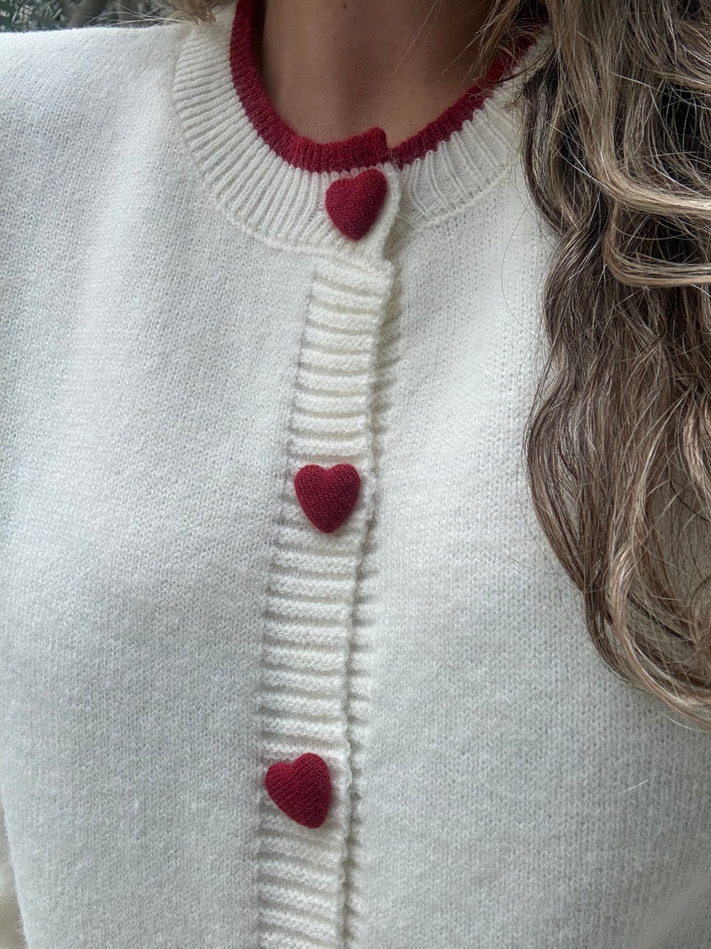 Sweater corazón blanco