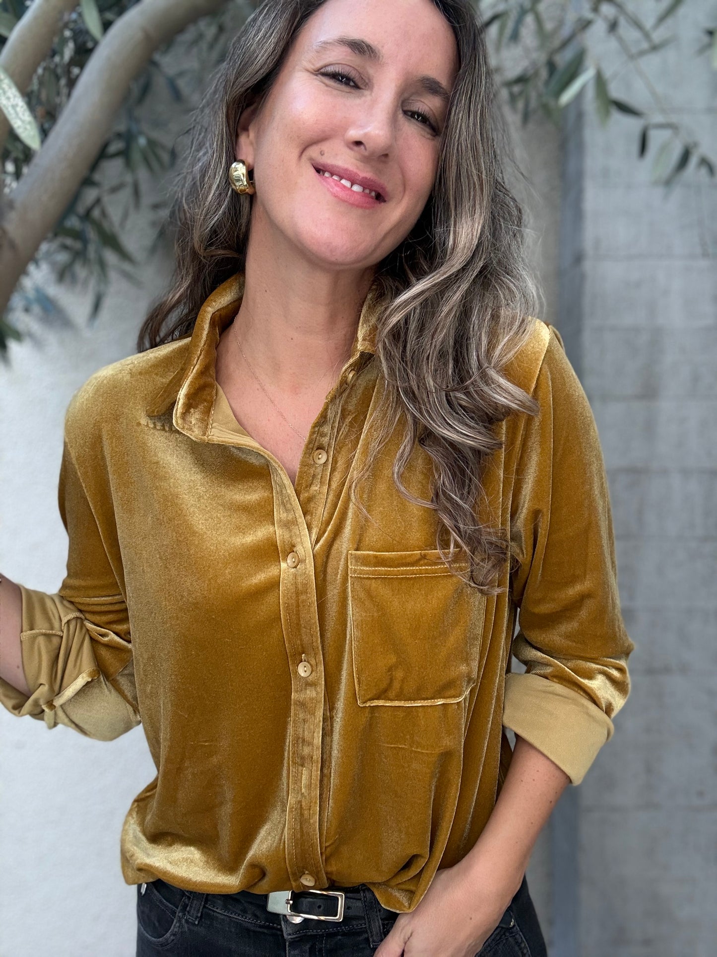 Blusa Terciopelo ocre