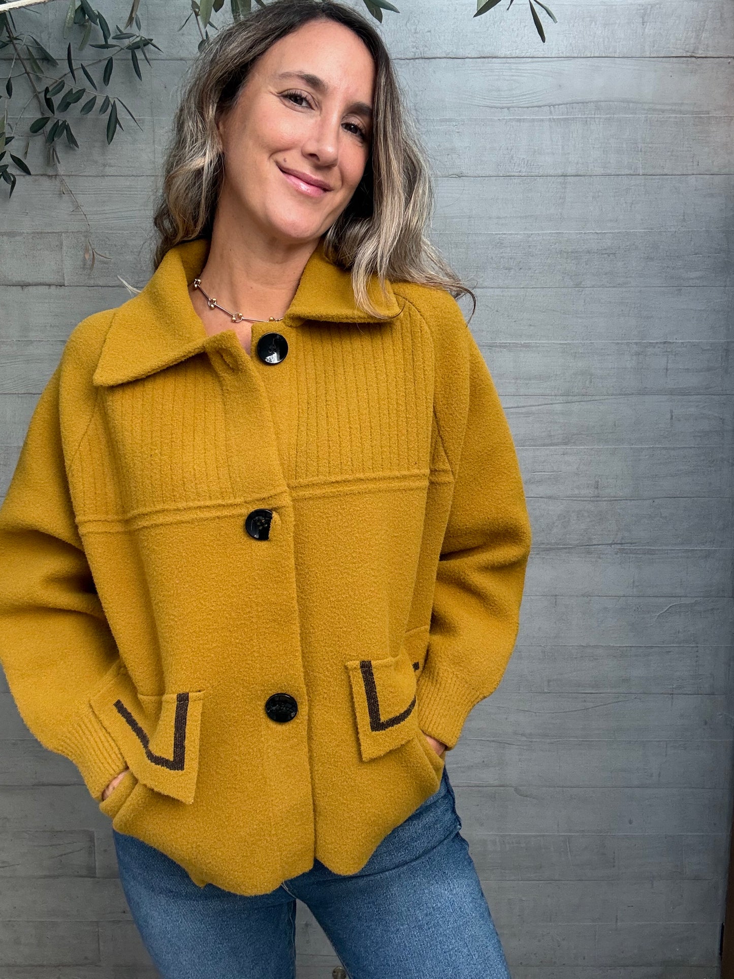 Chaqueta granada mostaza
