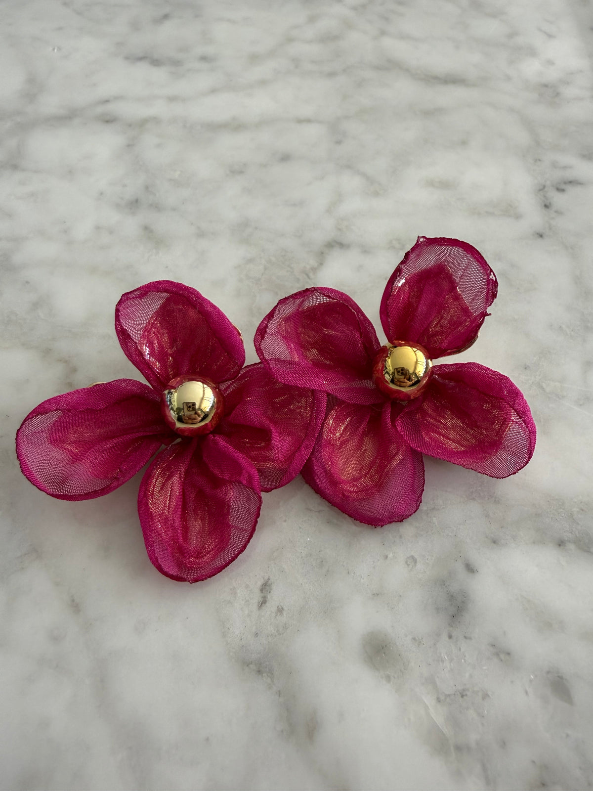 Aros Super flores fucsia
