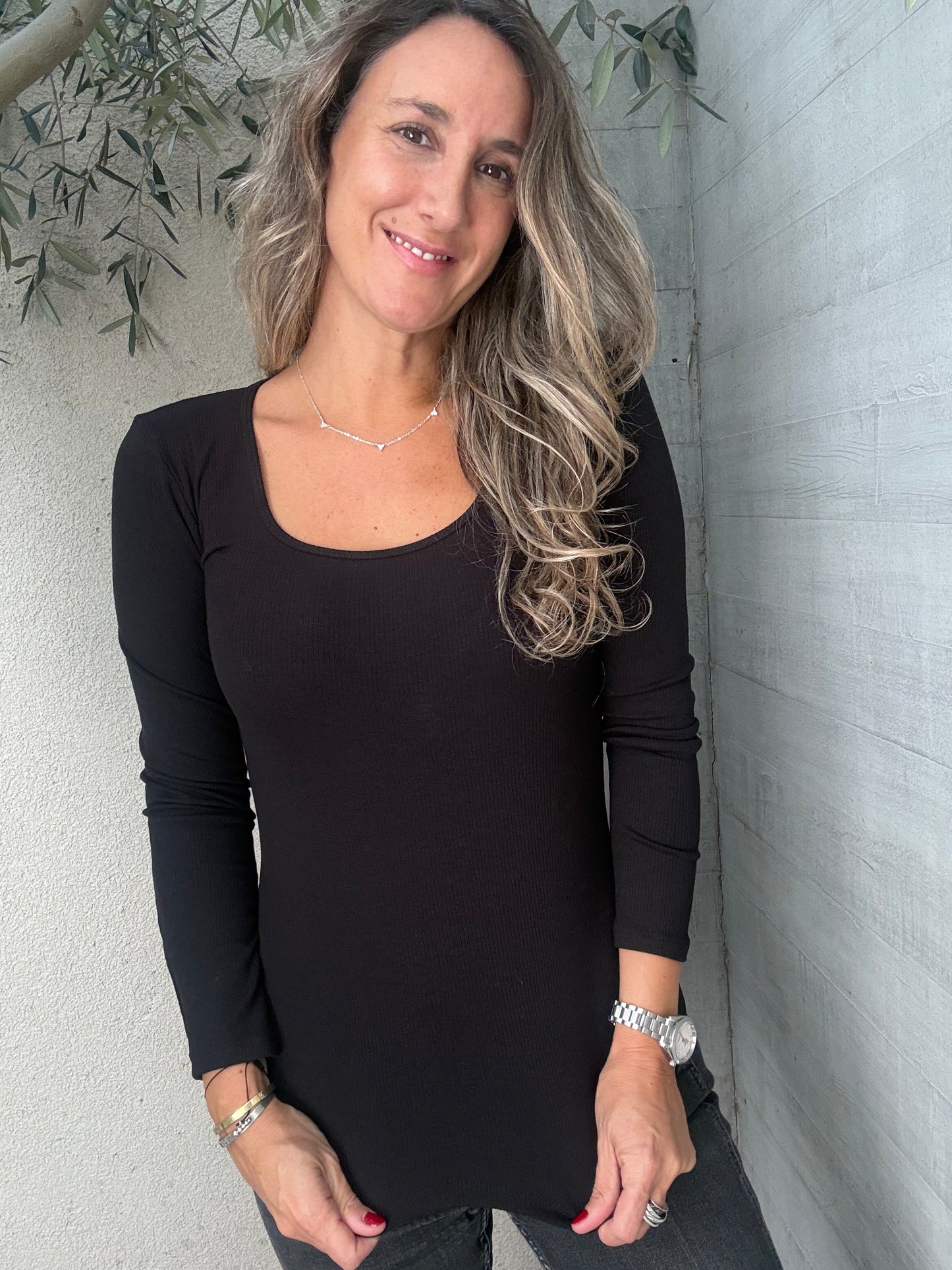 Polera Valencia negra
