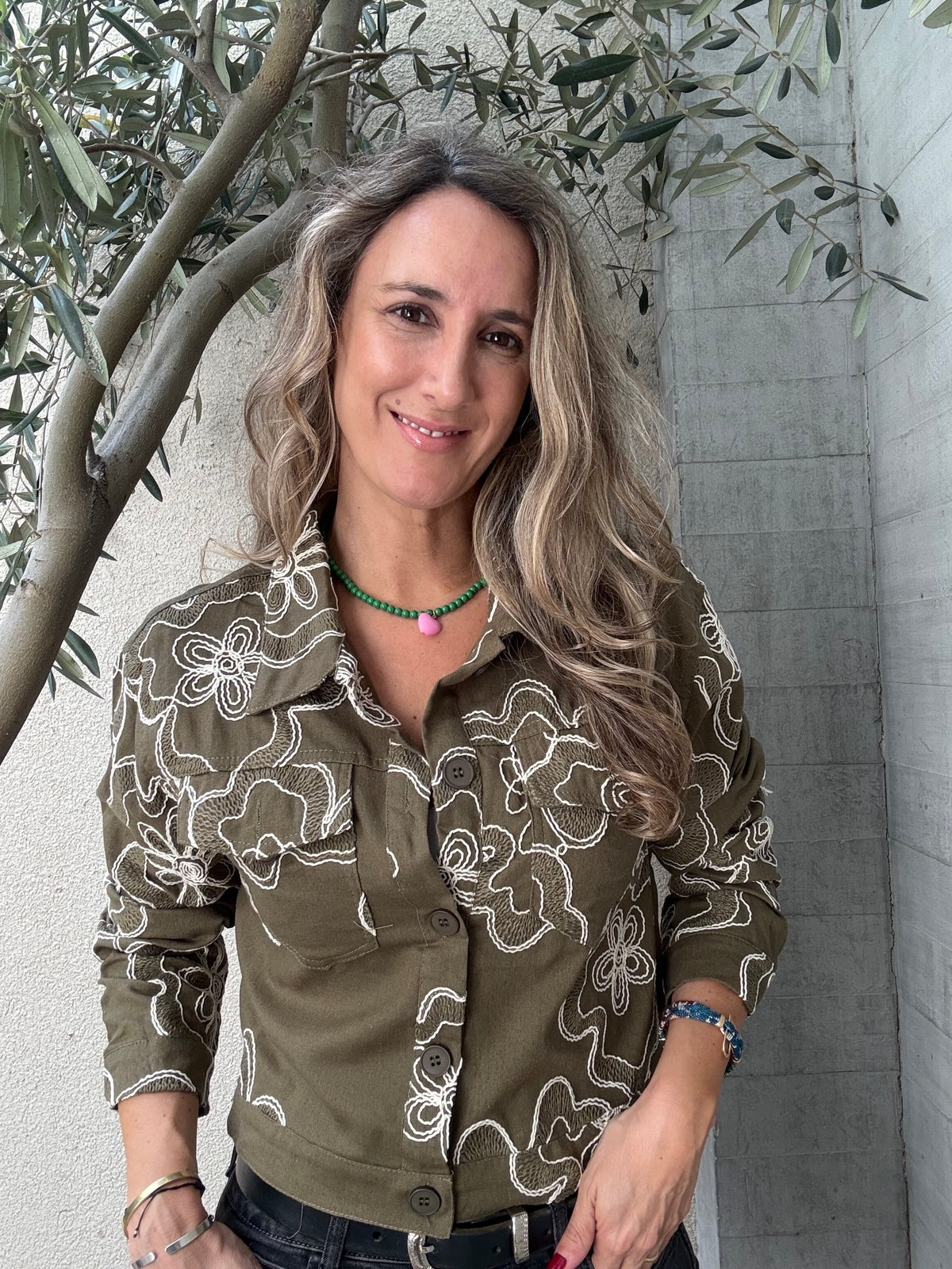 Camisa/chaquetita mallorca bordada verde