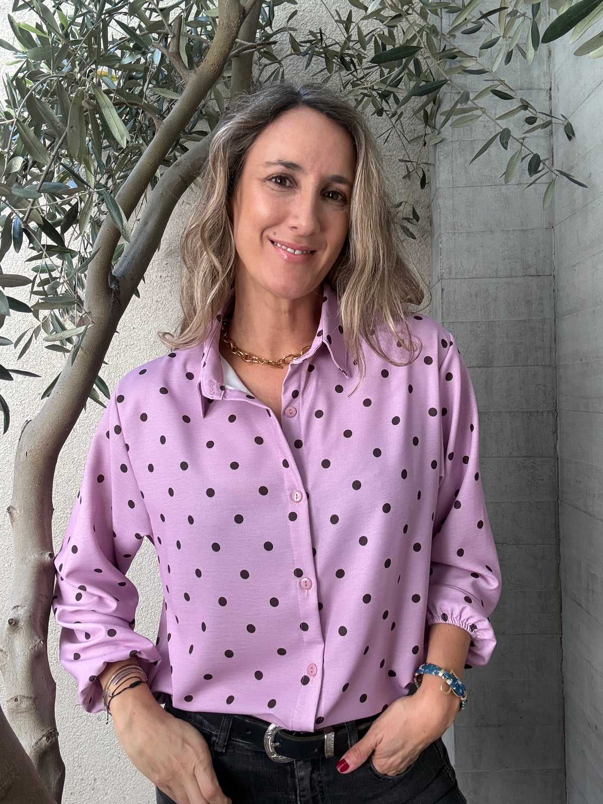 Blusa lunares lila