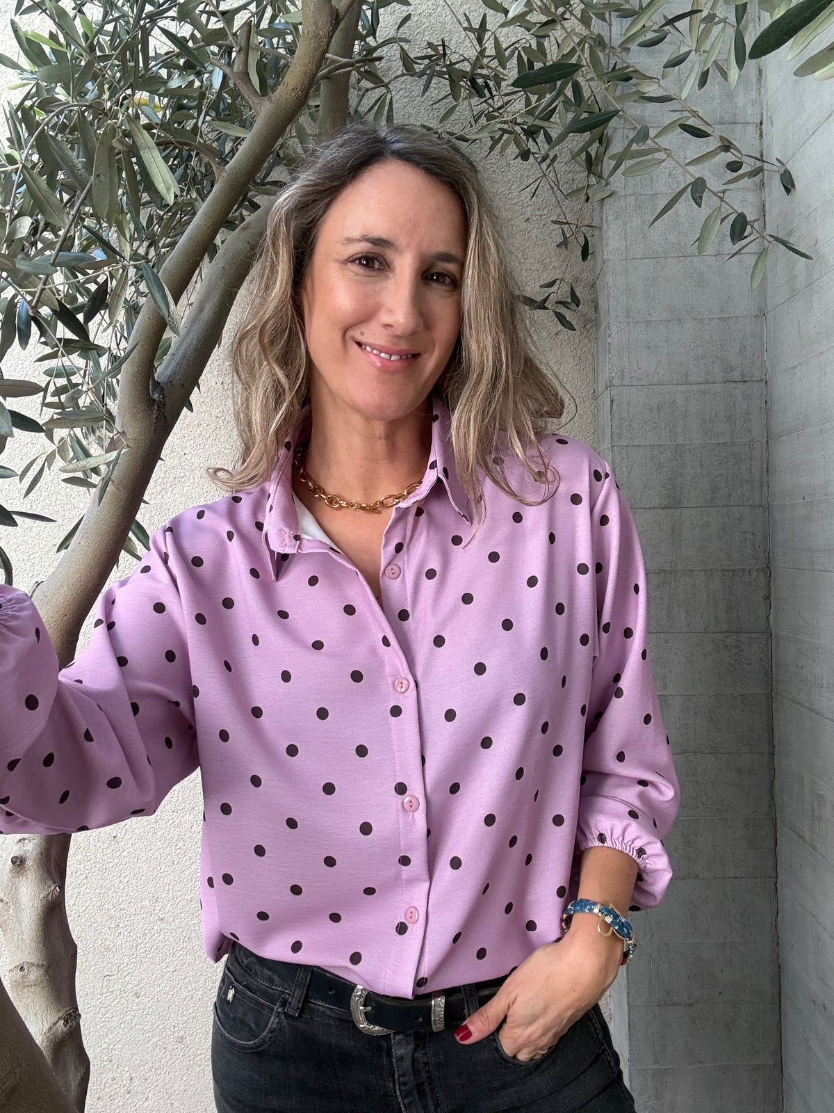Blusa lunares lila