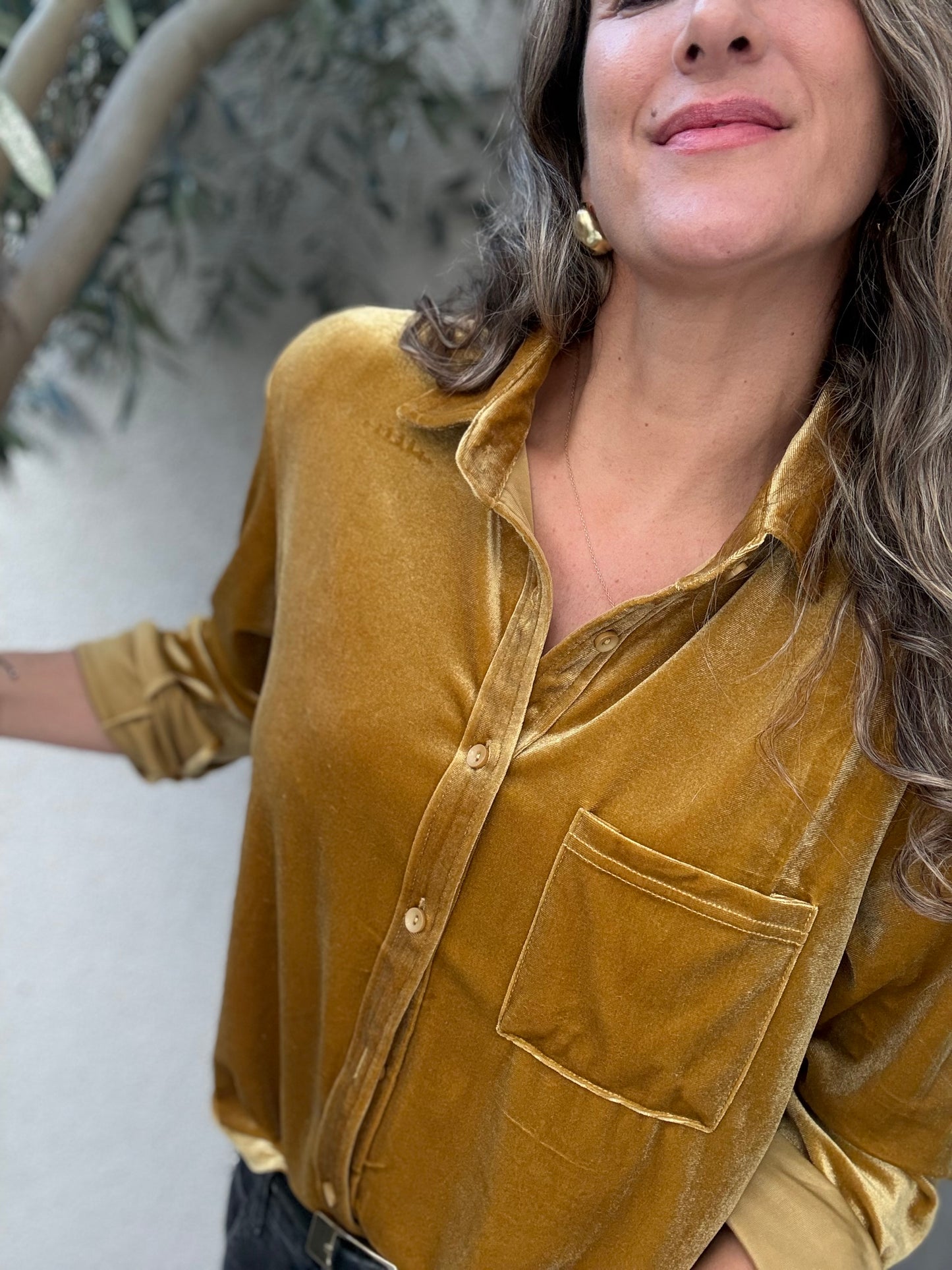 Blusa Terciopelo ocre