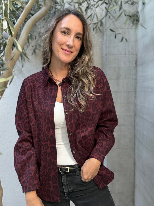 Blusa suede print burdeo