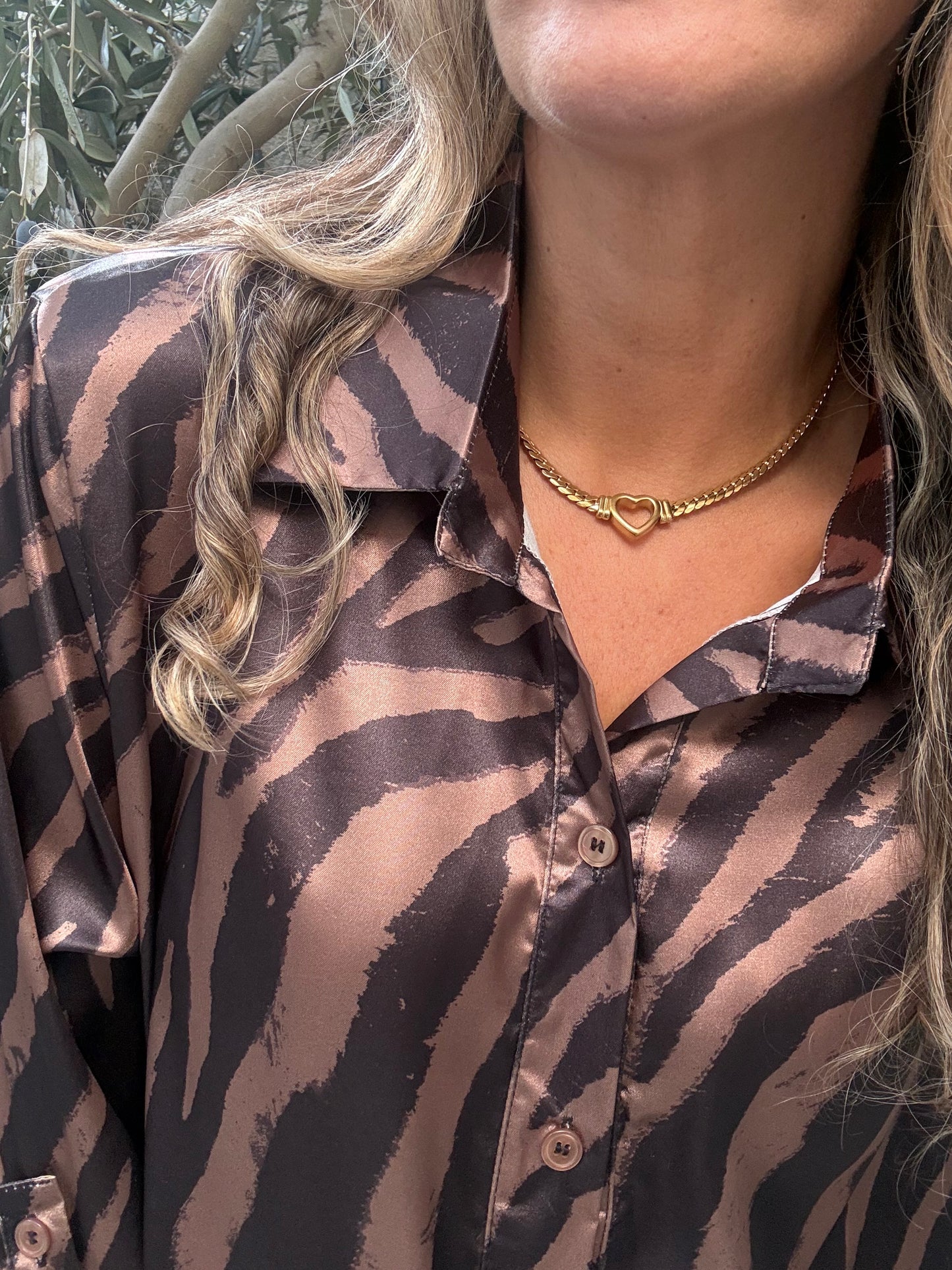 Blusa cebra camel