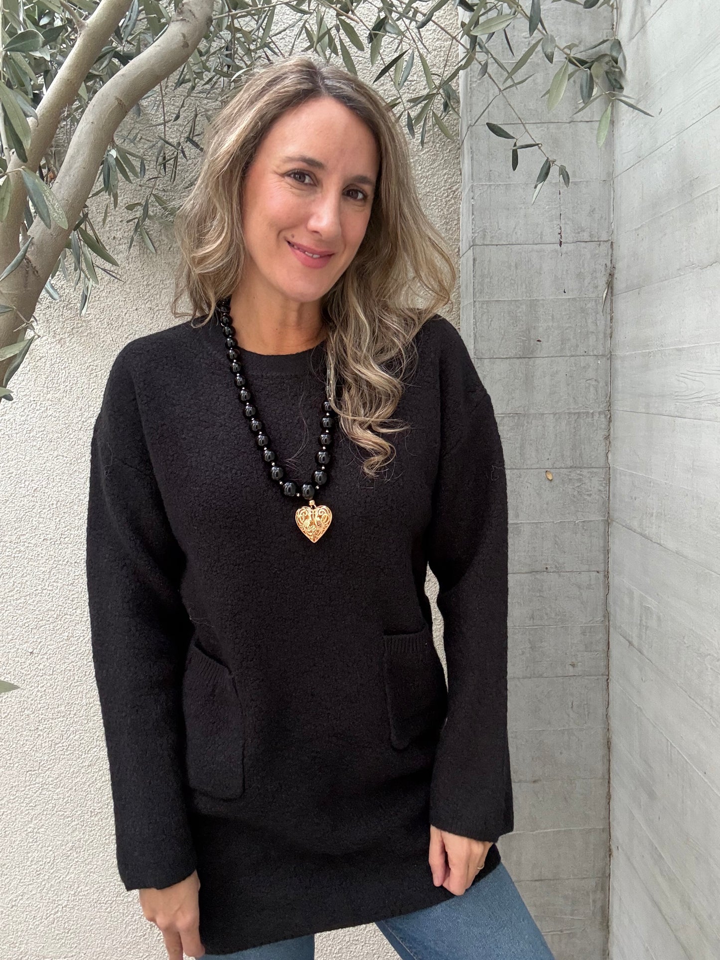 Sweater Santillana Negro