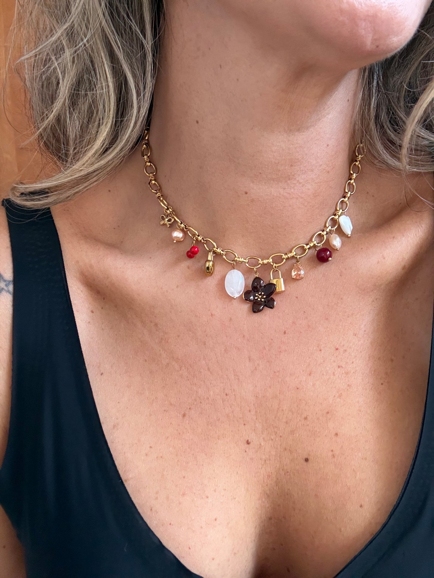 Collar chiches