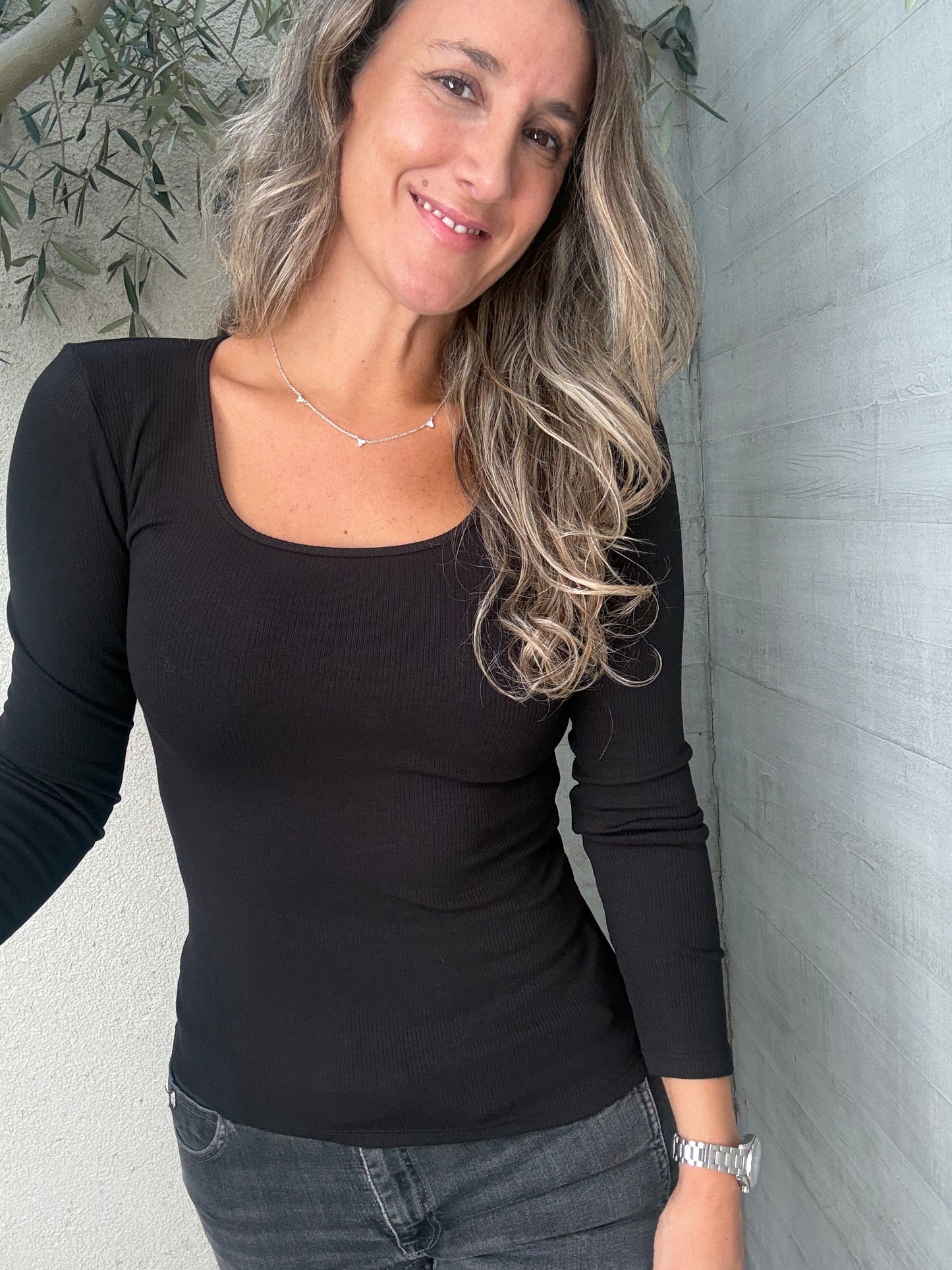 Polera Valencia negra