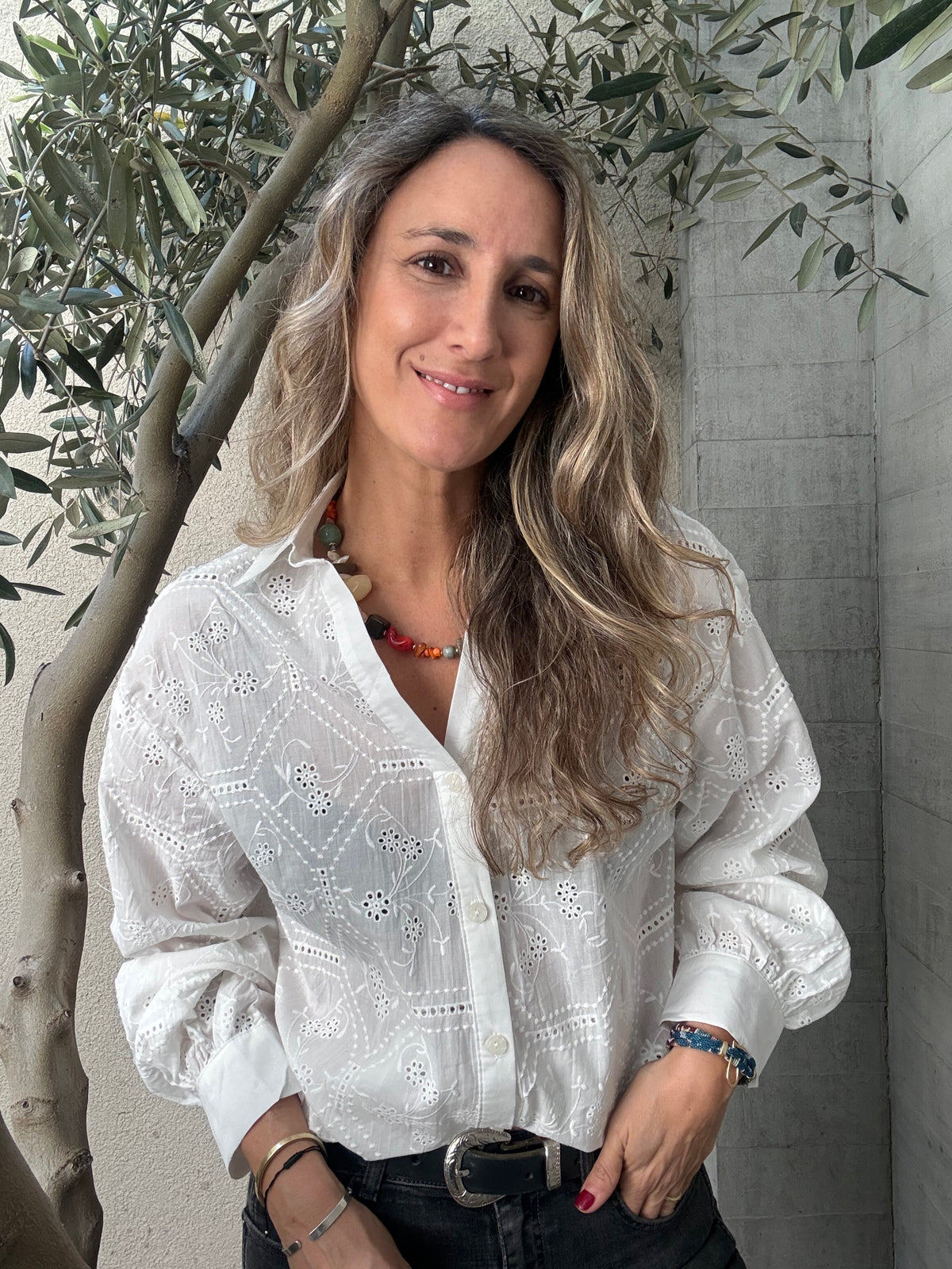 Blusa simple broderie blanca