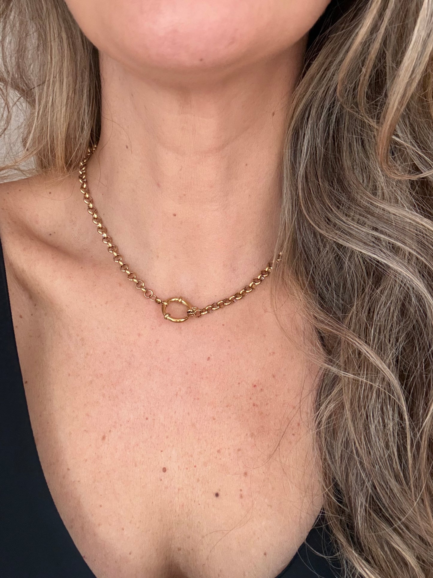 Collar clásico