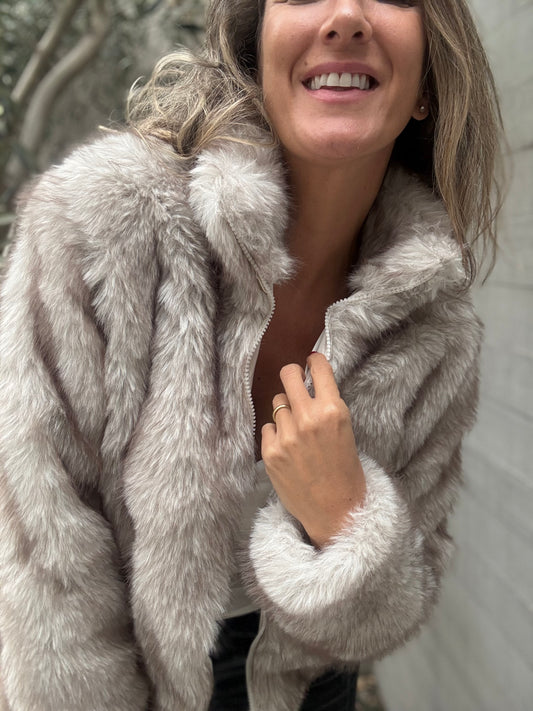 Chaqueta peluda beige jaspeada