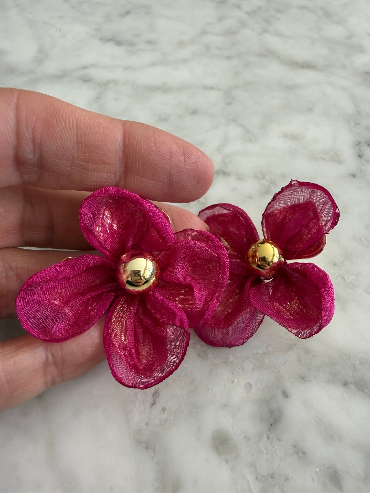Aros Super flores fucsia