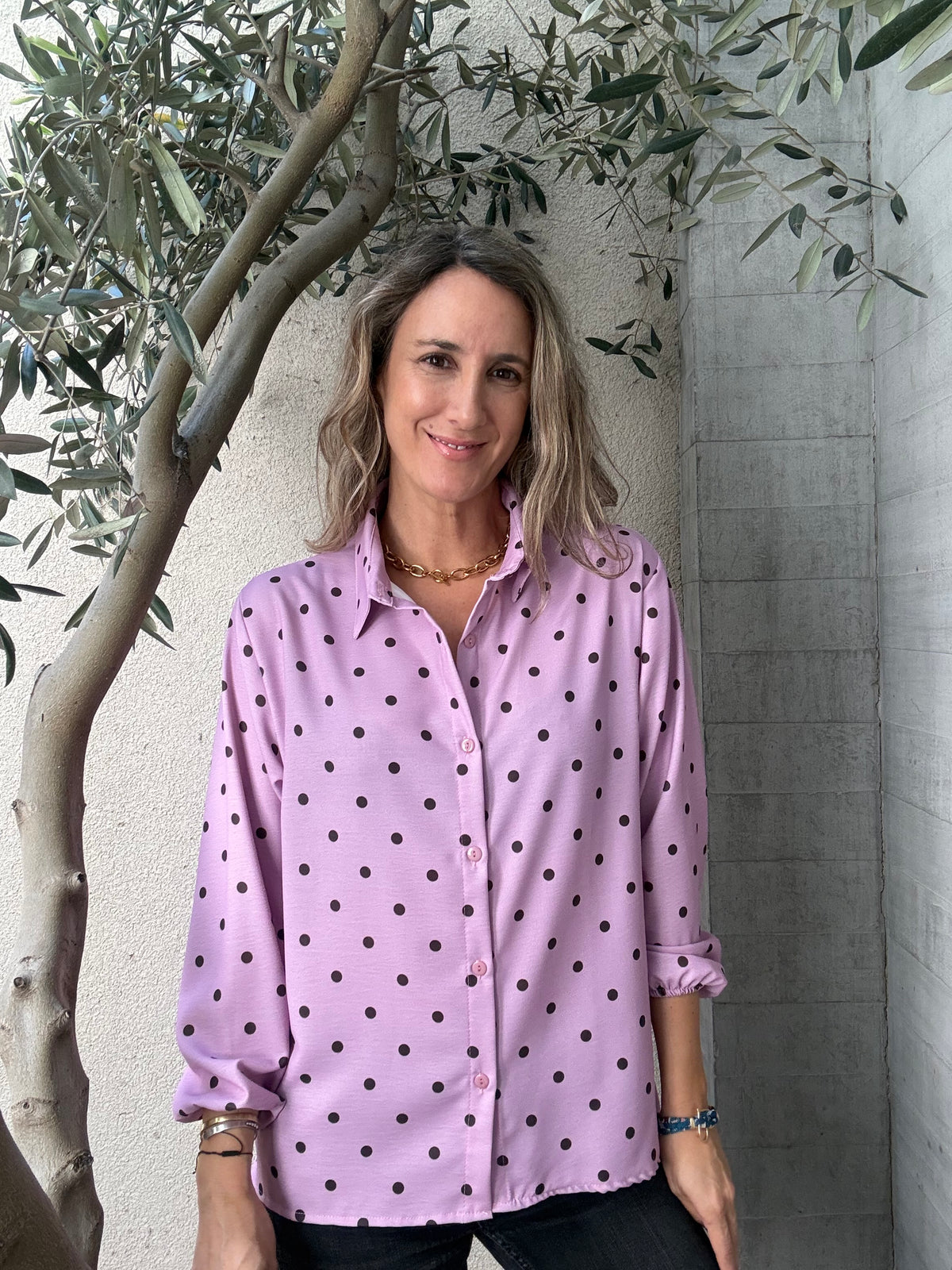 Blusa lunares lila