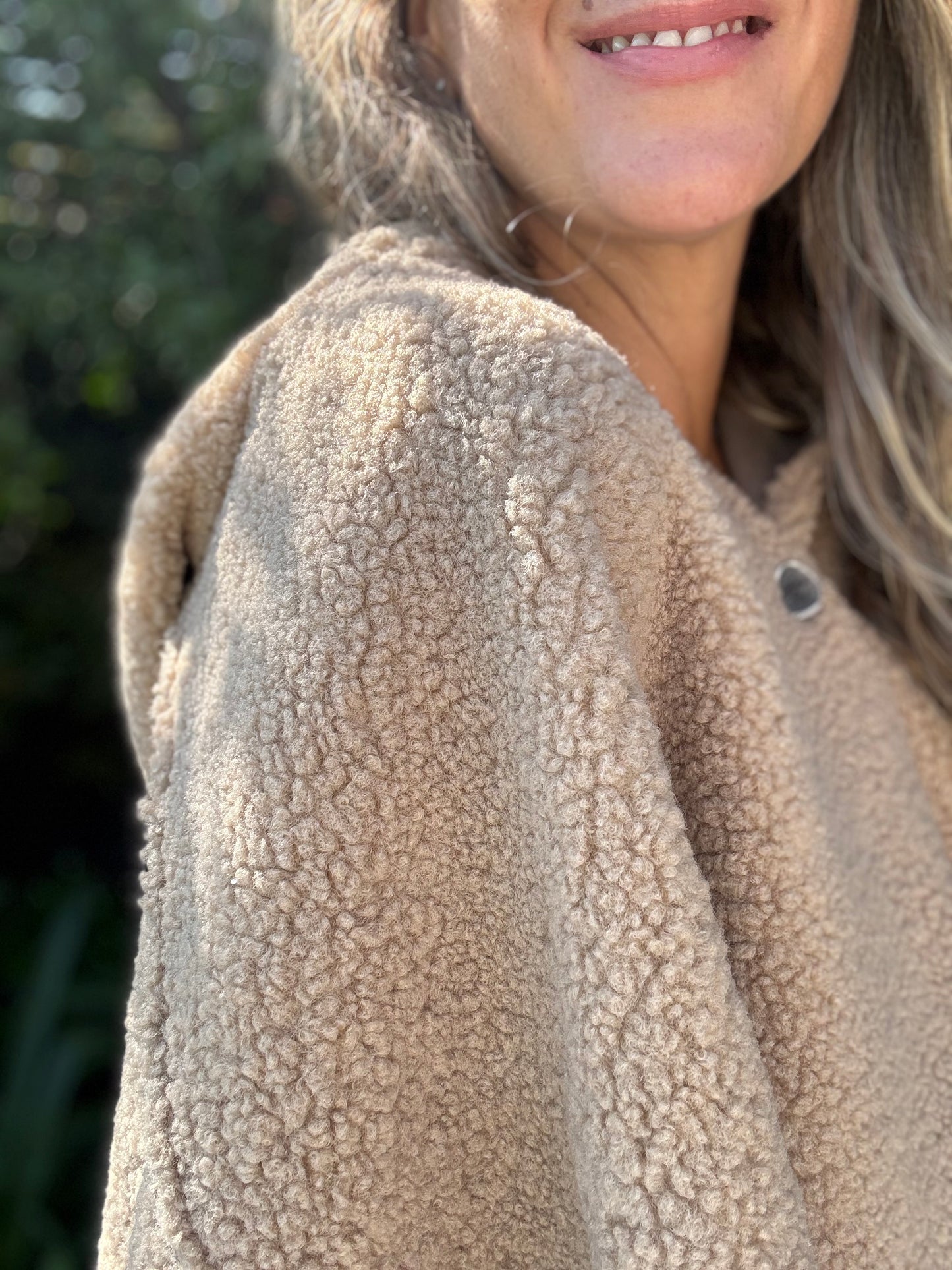 Poncho corderito beige