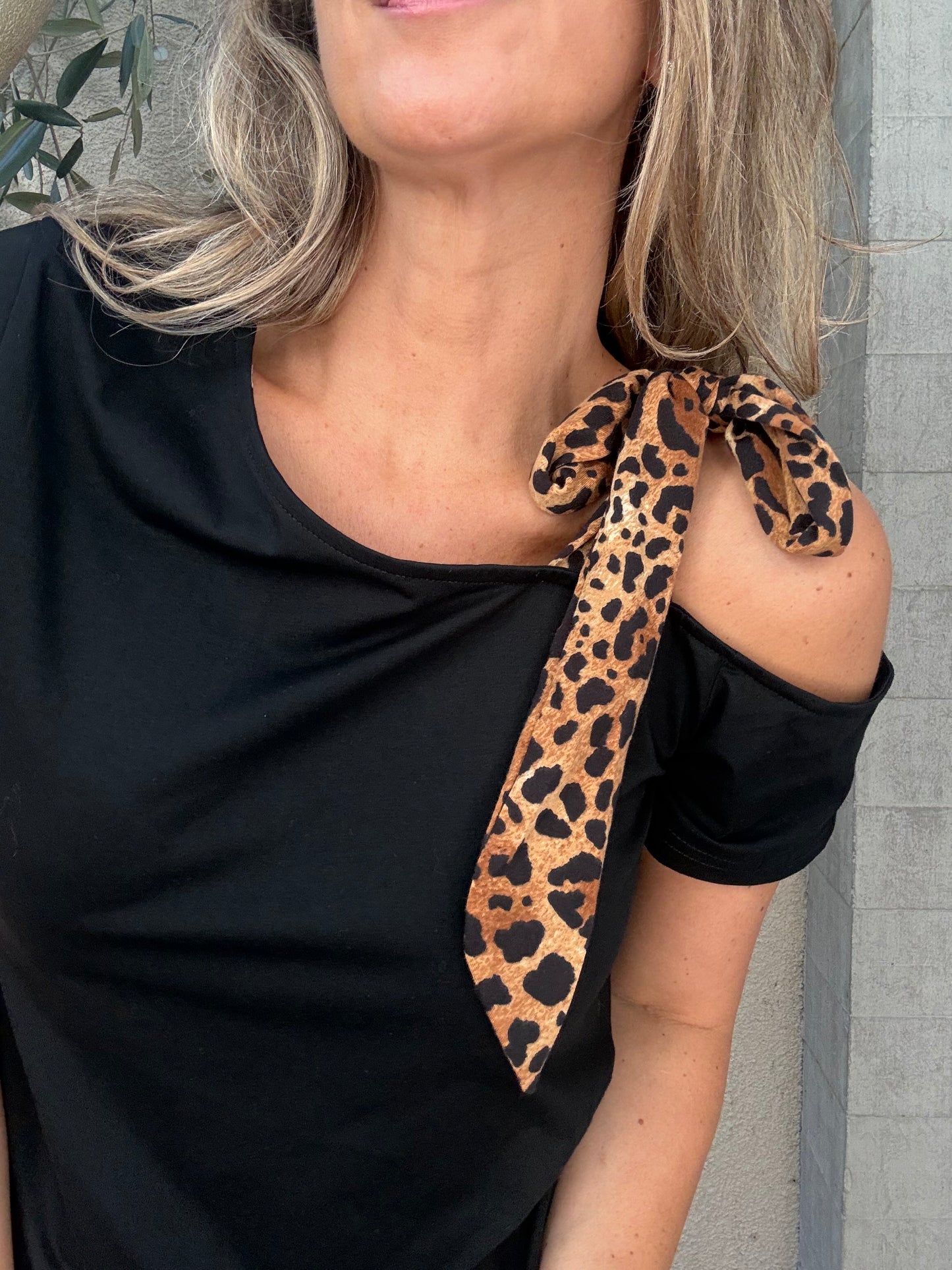 Polera lazo print negro