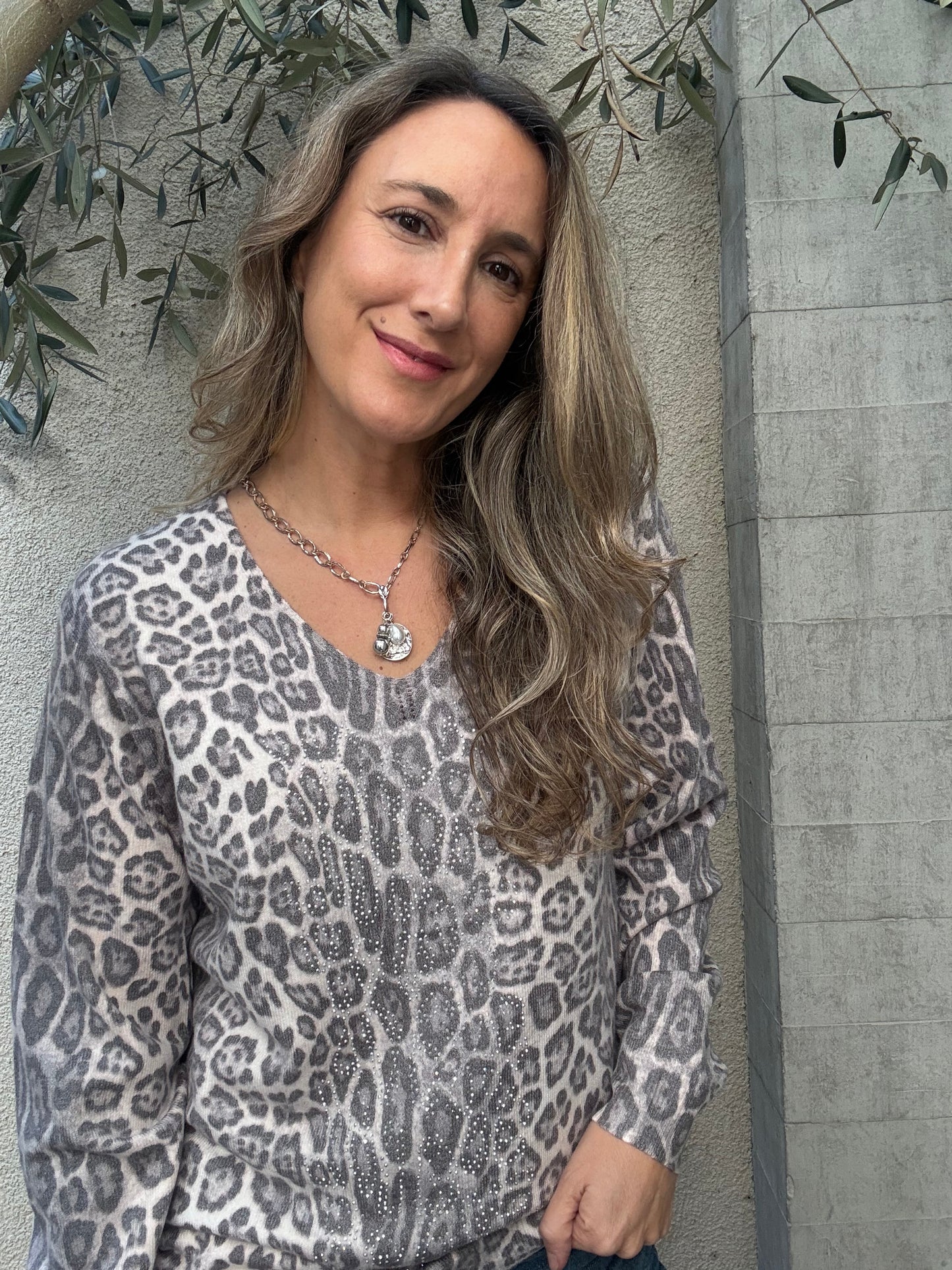 Polera print tachas