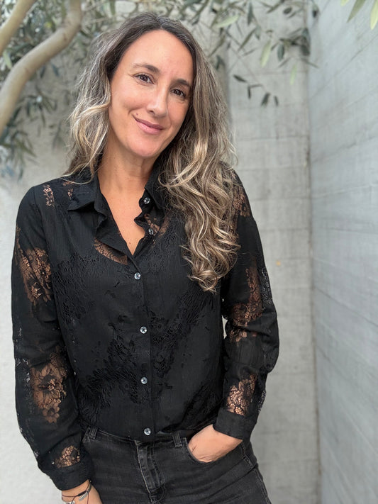 Blusa Encaje negra