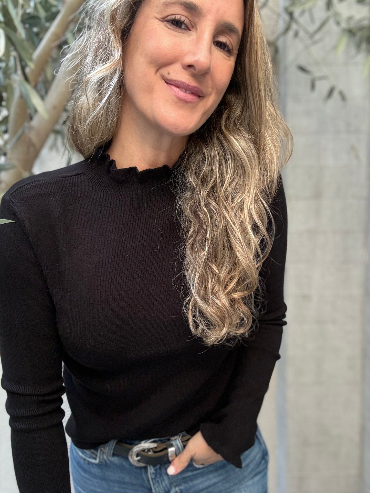 Sweater vuelitos negro