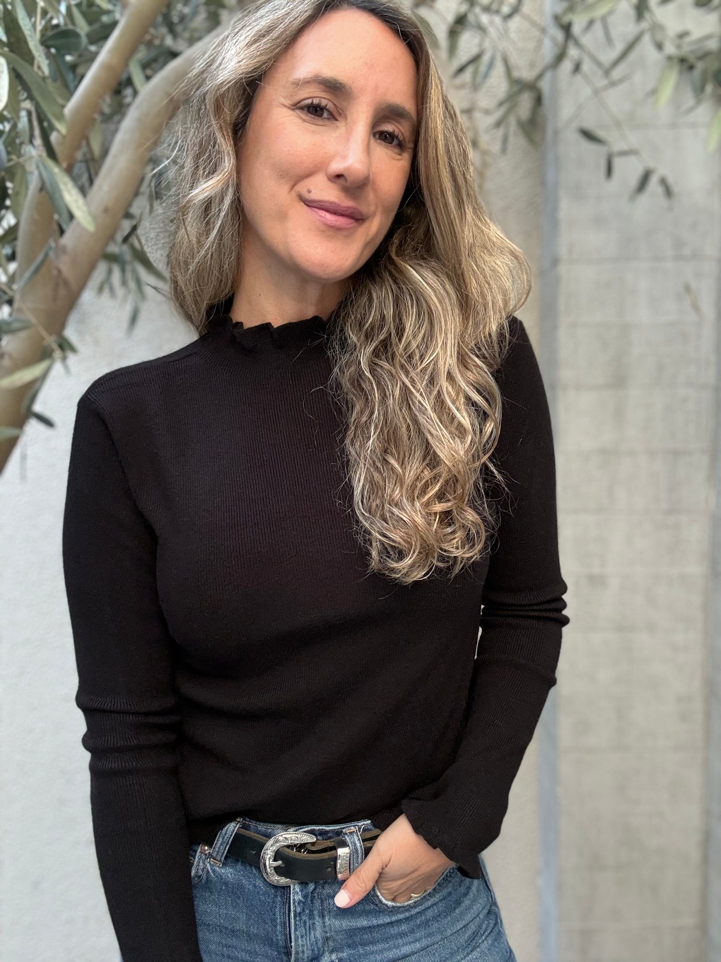 Sweater vuelitos negro