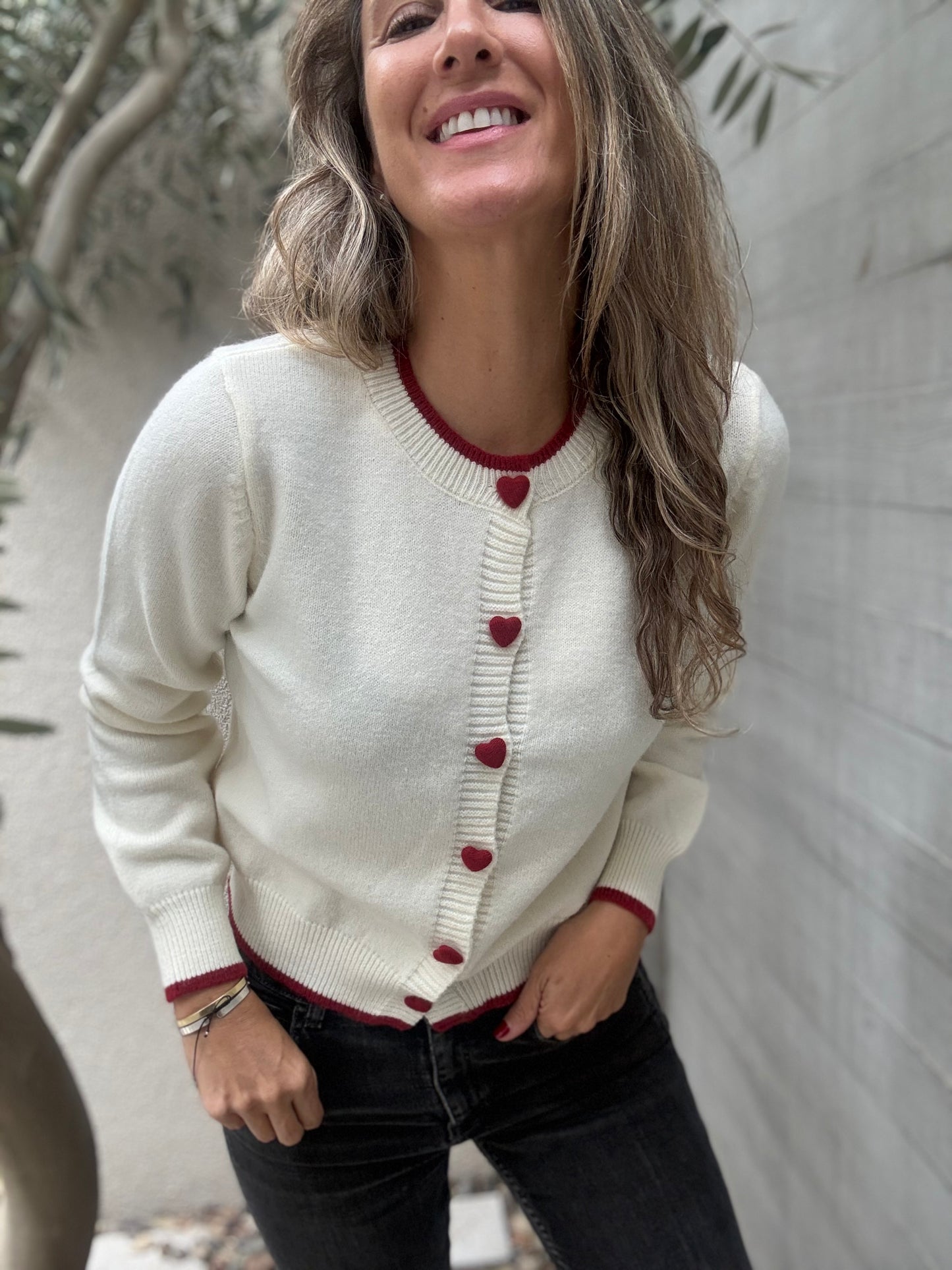 Sweater corazón blanco