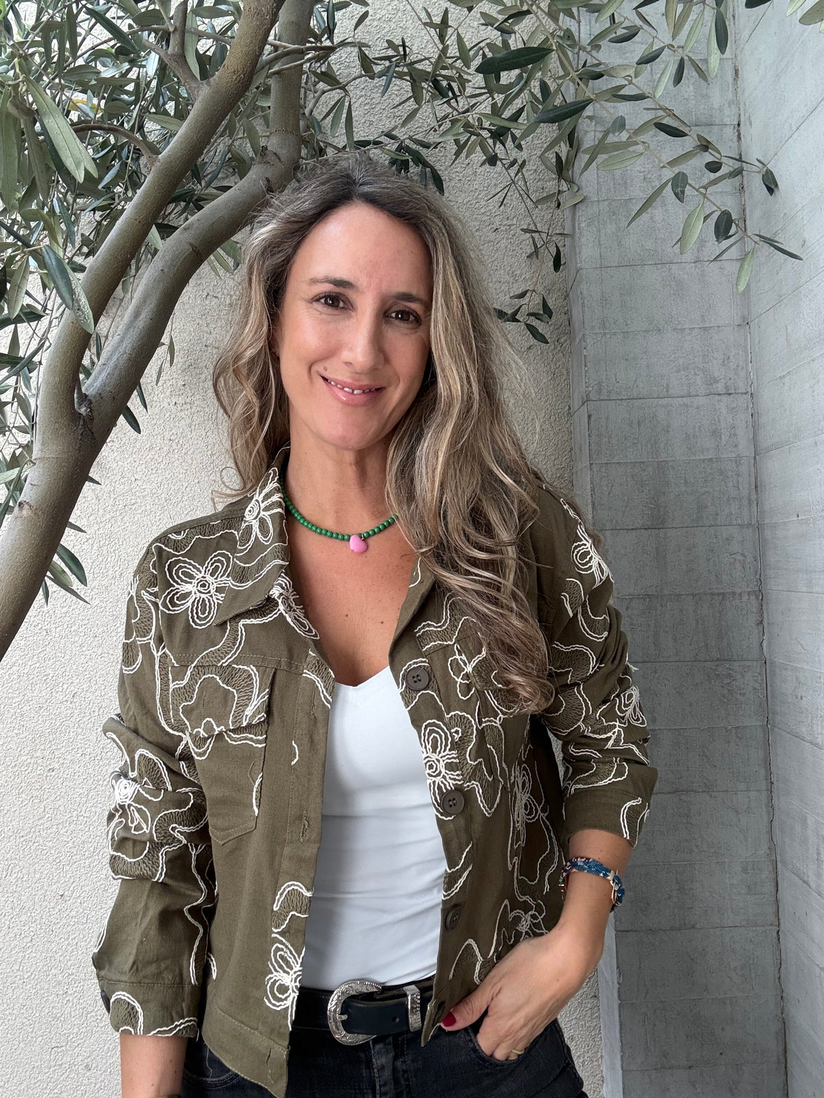 Camisa/chaquetita mallorca bordada verde