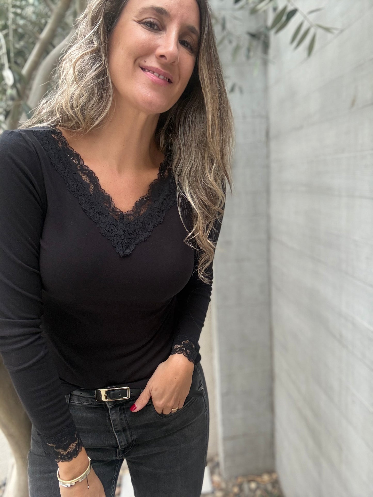 Polera Algodón encaje negro