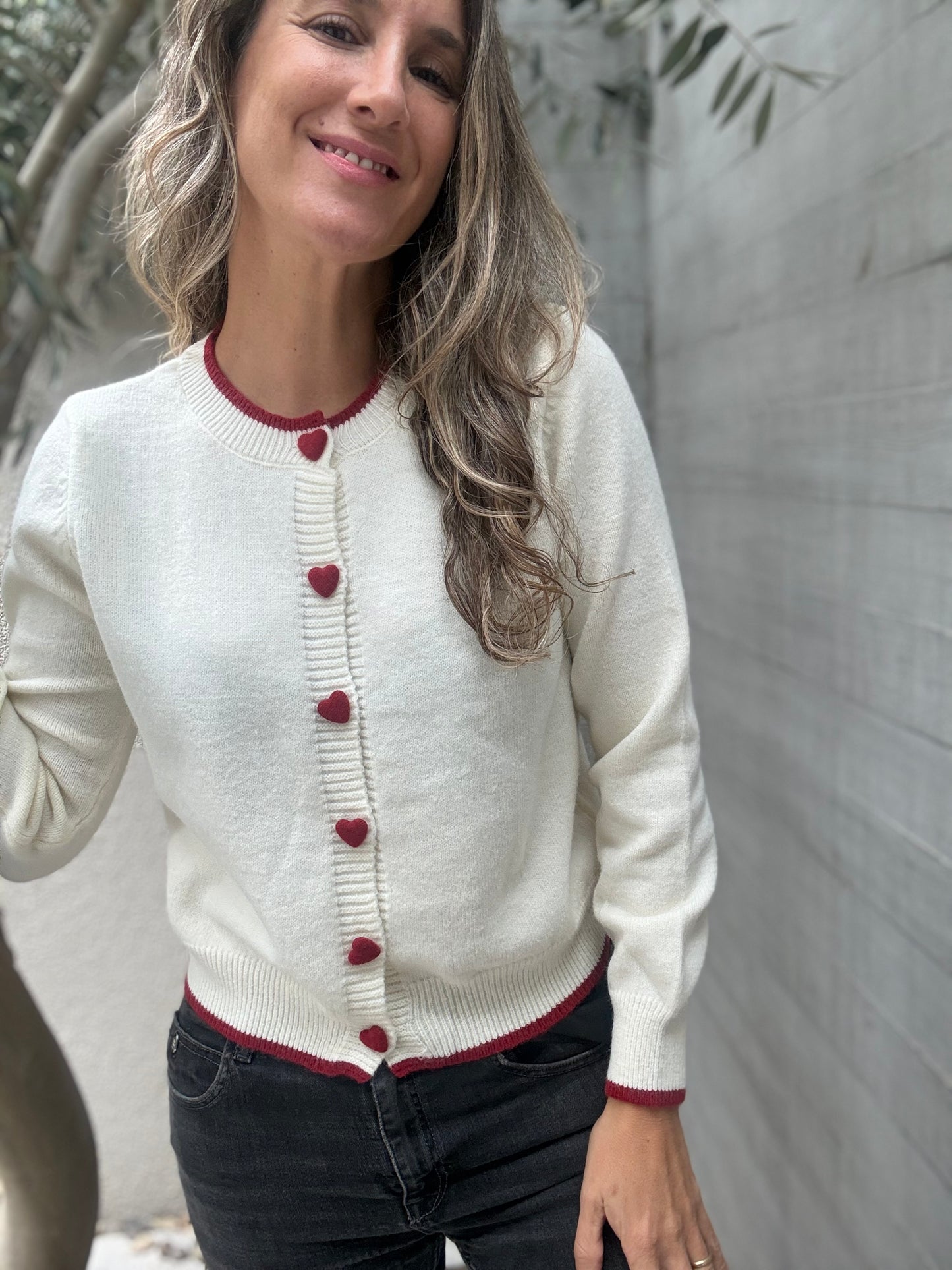 Sweater corazón blanco