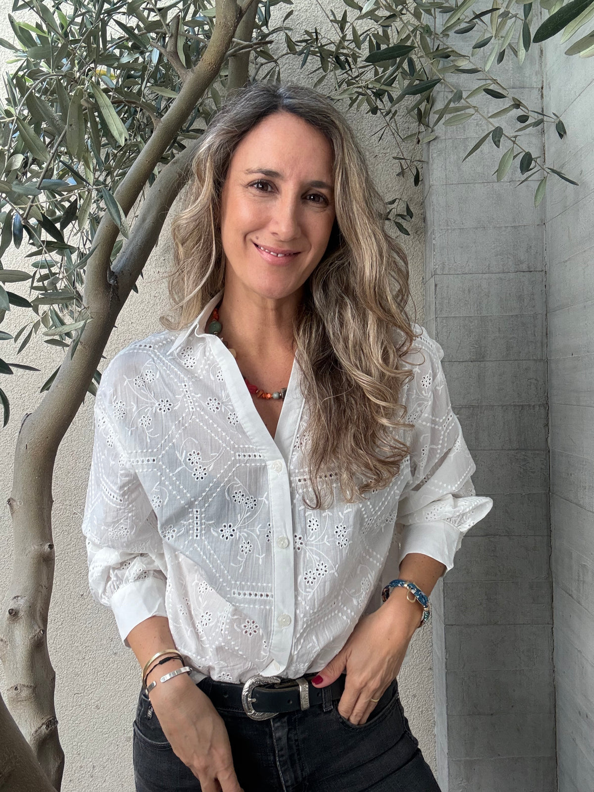 Blusa simple broderie blanca