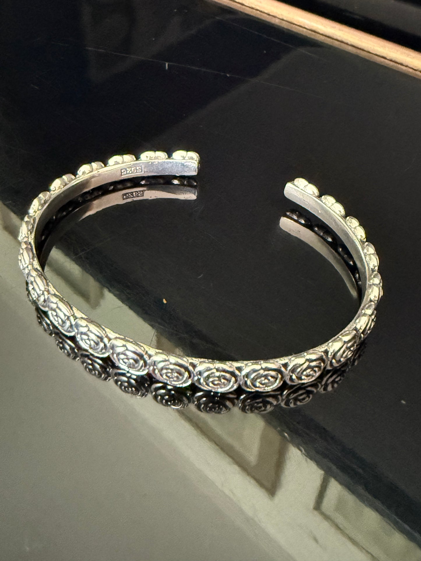 Esclava de plata flores