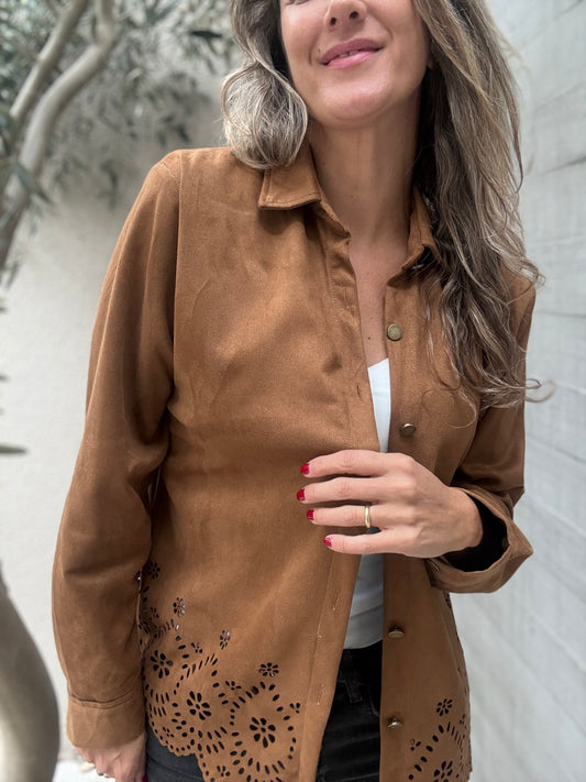 Blusa suede floral camel